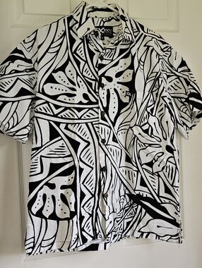 Rix Island Wear Men's Black & White Short-Sleeve Aloha Button-Down Shirt
